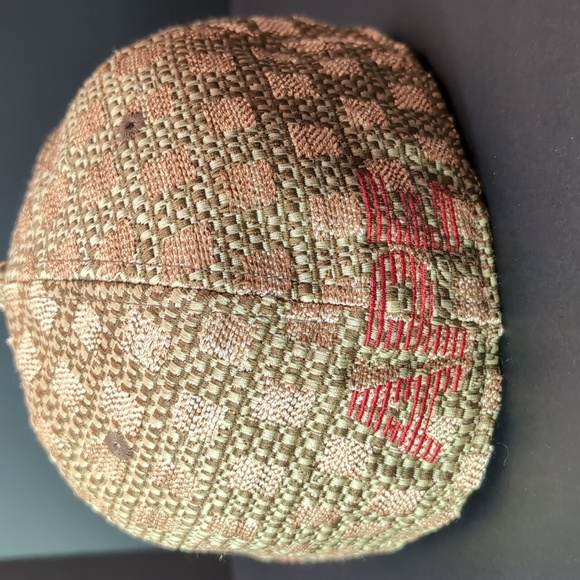 Ape/ Bape Gold Checkered 100% Wool Men's Flat Bill Fitted Hat,Size 7 1/8 57 cm. - Picture 5 of 10